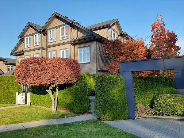 Nice suite in a townhouse in Metrotown area in Burnaby