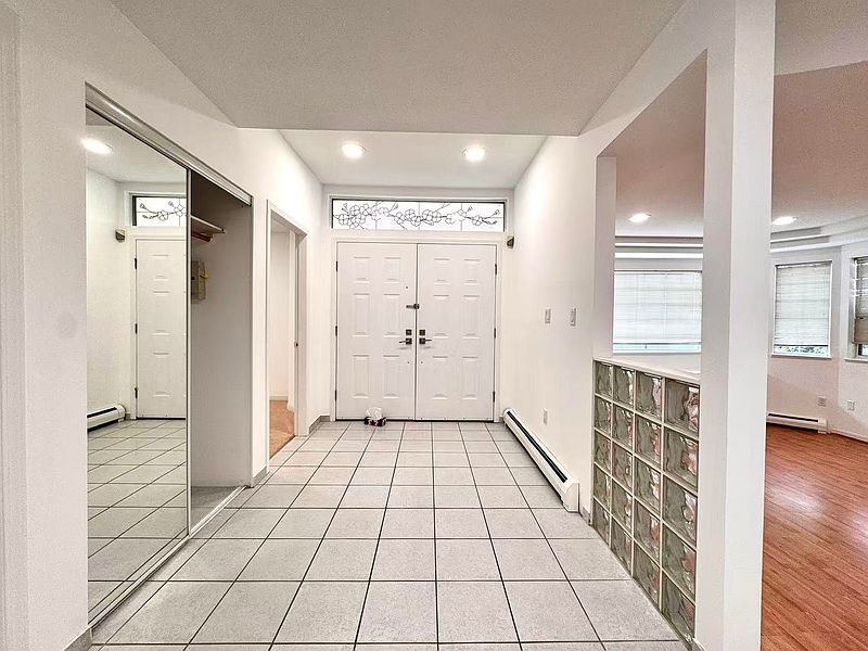 Vancouver House for rent - 3 Bedrooms — photo 6