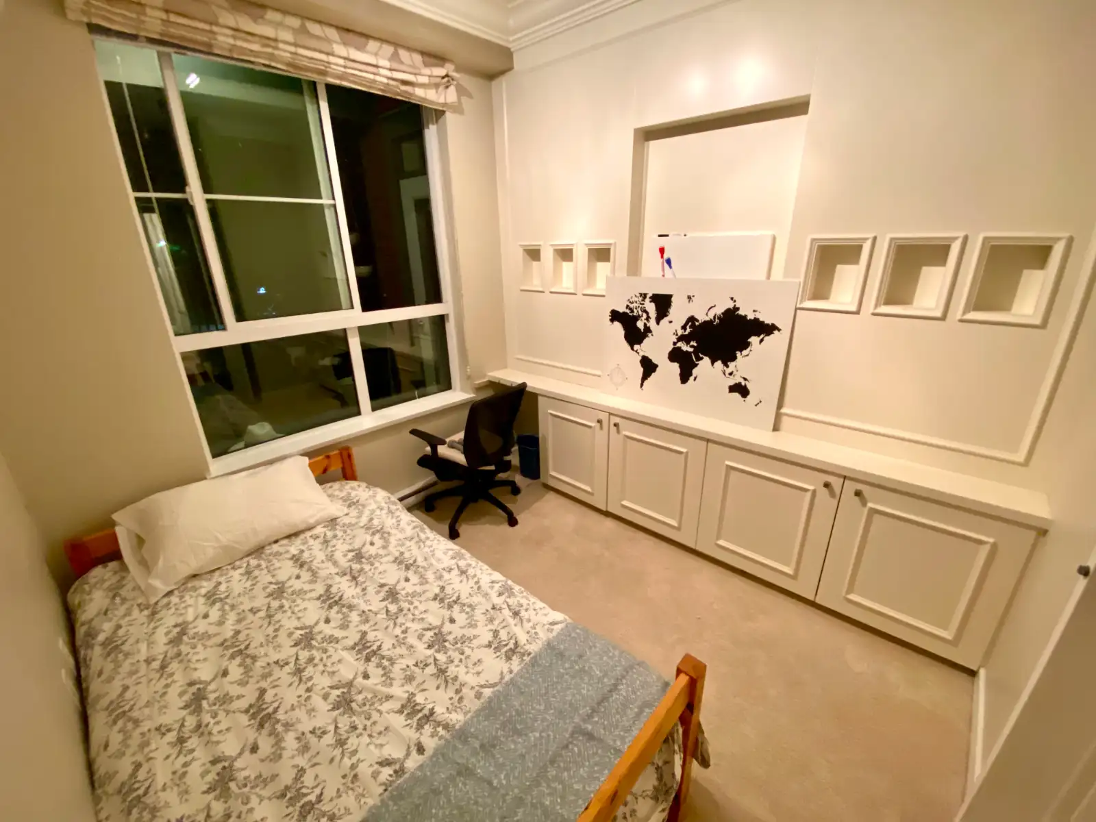 607 Cottonwood Ave, Coquitlam | 2BR/2BA Furnished Condo — photo 5