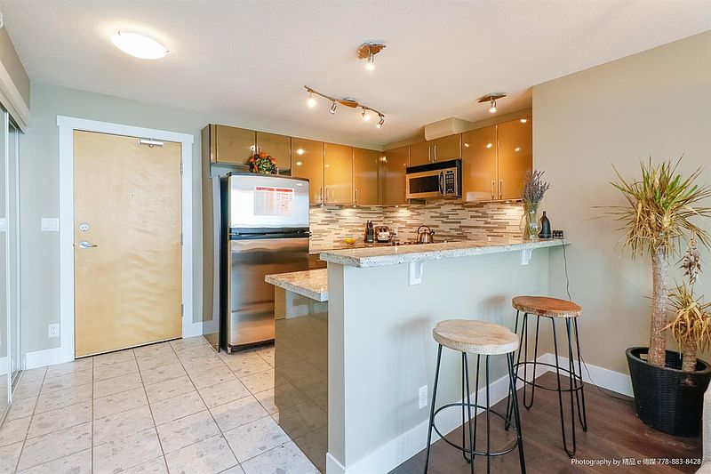Vancouver Apartment for rent - 2 Bedrooms — photo 8