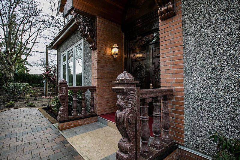 Vancouver House for rent - 6 Bedrooms — photo 39