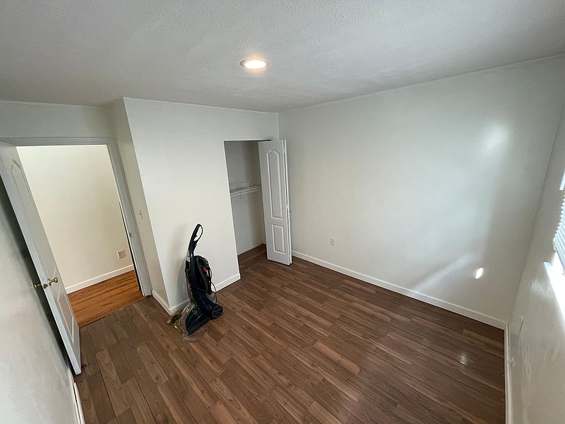 New Westminster Apartment for rent - 2 Bedrooms — photo 9