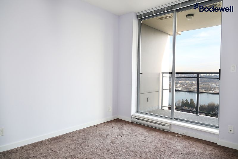 New Westminster Apartment for rent - 2 Bedrooms — photo 11