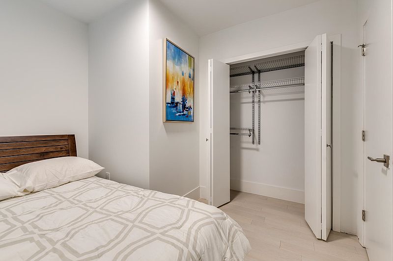 Vancouver Condominimum for rent - 3 Bedrooms — photo 15