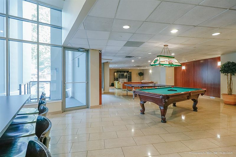 Vancouver Apartment for rent - 2 Bedrooms — photo 2