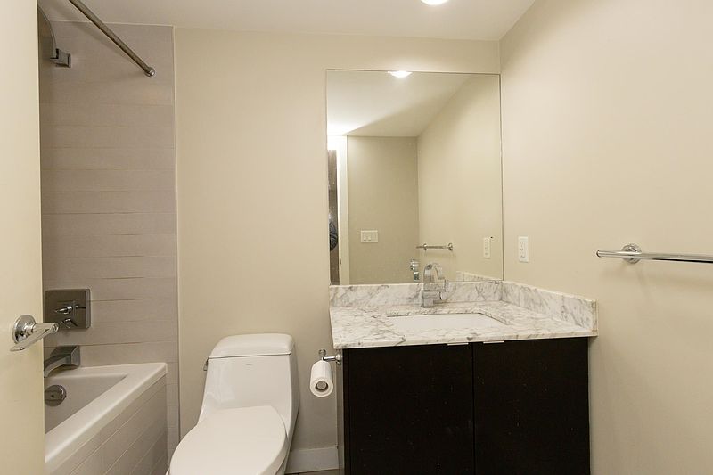 Burnaby Condominimum for rent - 2 Bedrooms — photo 16