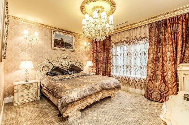 Vancouver House for rent - 6 Bedrooms — photo 21