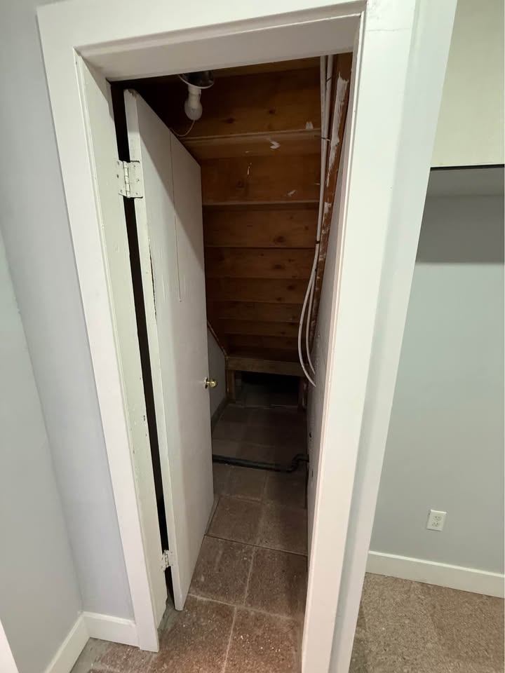 Charming 1 Bed Apartment in Abbotsford — photo 5