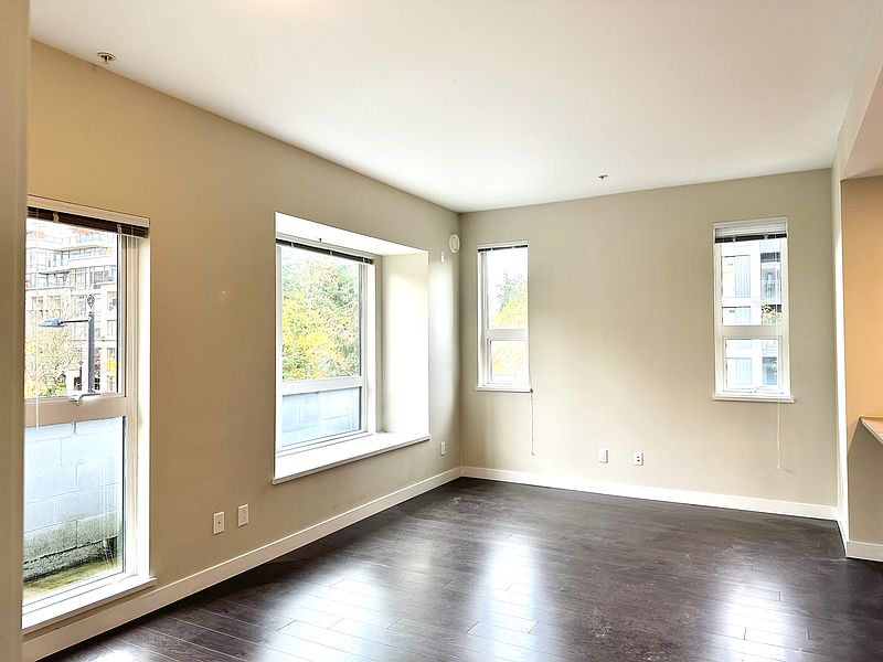 Burnaby Apartment for rent - 1 Bedroom — photo 5