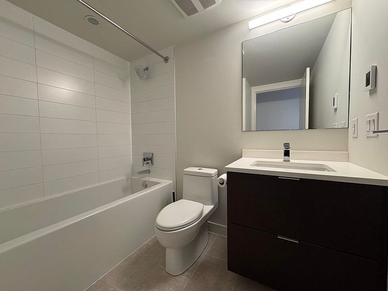 Vancouver Townhouse for rent - 3 Bedrooms — photo 17
