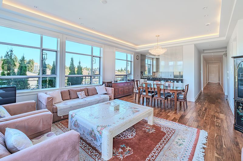 Vancouver Apartment for rent - 4 Bedrooms — photo 3