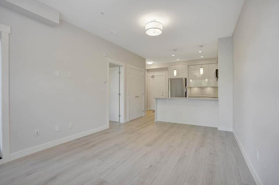 Modern 1 Bed Apartment for Rent in Mission — photo 8