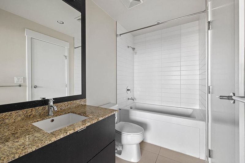 Burnaby Condominimum for rent - 2 Bedrooms — photo 15