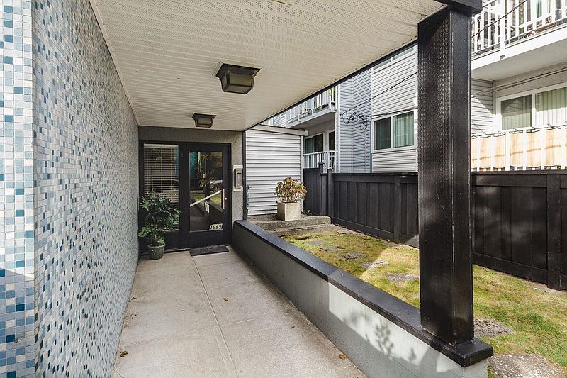 Vancouver Condominimum for rent - 1 Bedroom — photo 27