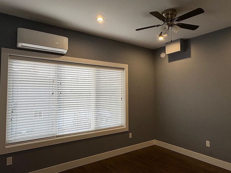 New Westminster House for rent - 2 Bedrooms — photo 9