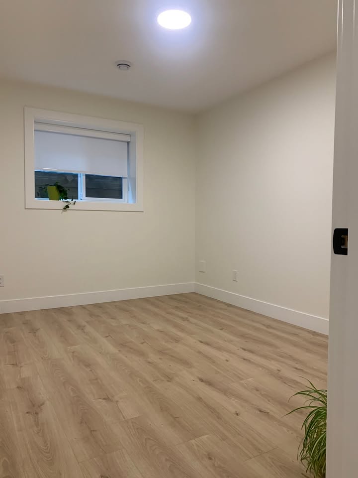 Charming 2 Bed House for Rent in Surrey — photo 14