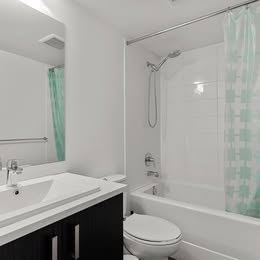 Cozy 1 Bed Townhouse for Rent in Surrey — photo 7