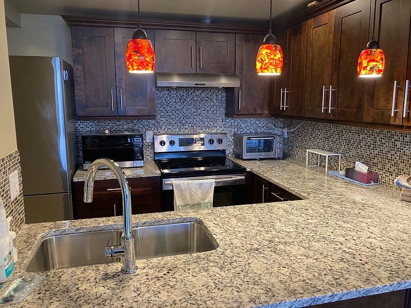 Burnaby Condominimum for rent - 2 Bedrooms — photo 10