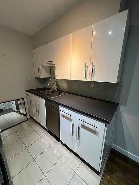 Vancouver Condominimum for rent - 1 Bedroom — photo 8