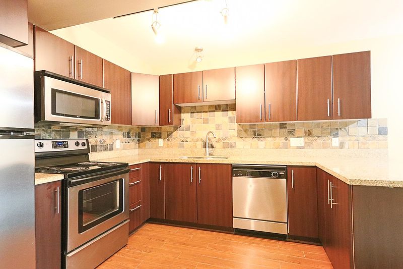 Burnaby Townhouse for rent - 1 Bedroom — photo 7