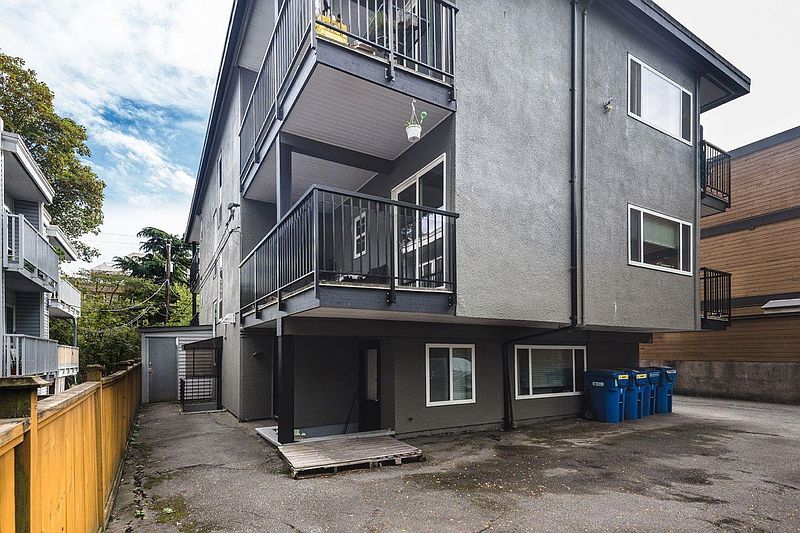 Vancouver Condominimum for rent - 1 Bedroom — photo 34