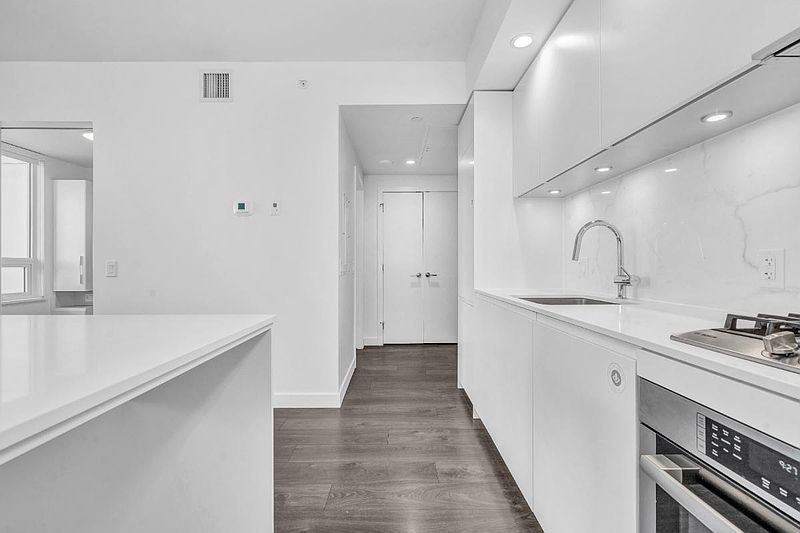 Burnaby Condominimum for rent - 1 Bedroom — photo 8