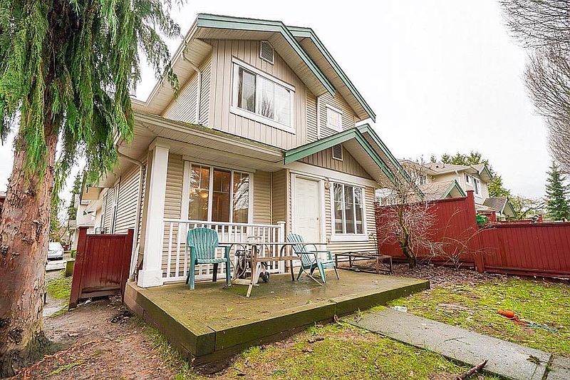 Surrey Townhouse for rent - 5 Bedrooms — photo 17