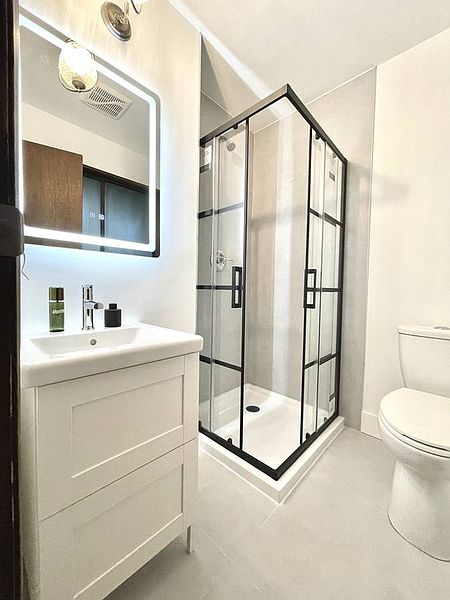 Burnaby Apartment for rent - 3 Bedrooms — photo 40