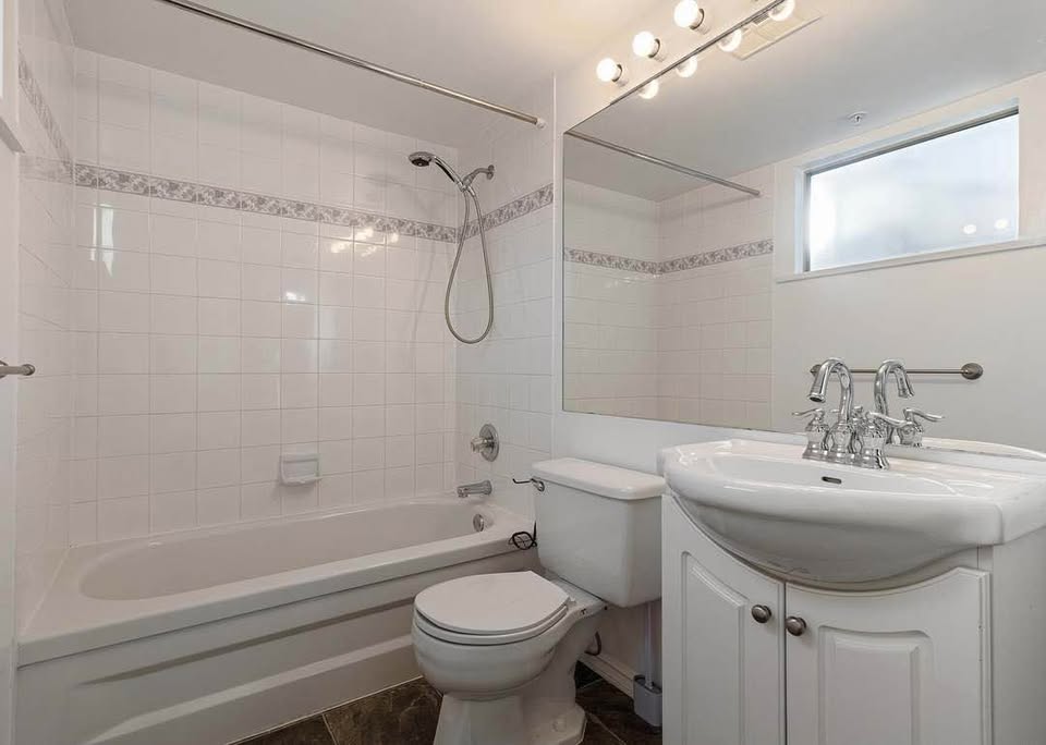 2 Bed, 2 Bath Apartment in Mission for Rent — photo 14