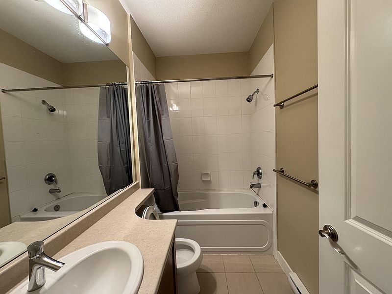 Vancouver Townhouse for rent - 3 Bedrooms — photo 5