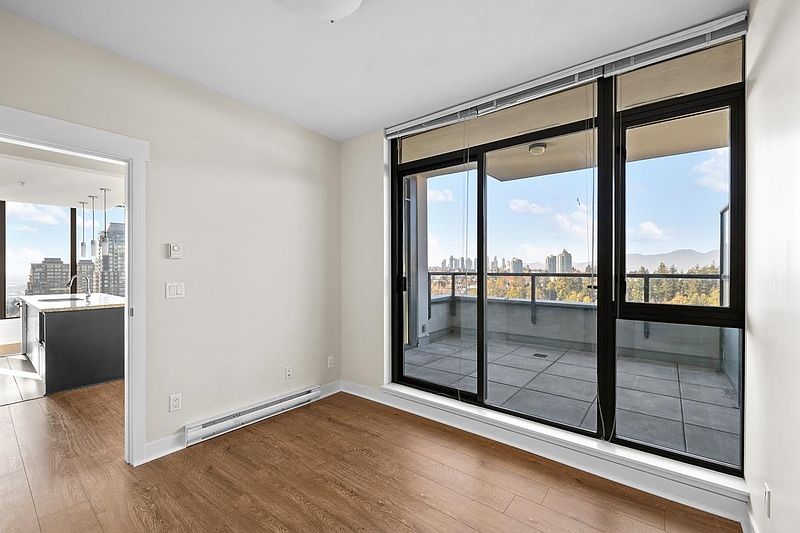 Burnaby Condominimum for rent - 2 Bedrooms — photo 9