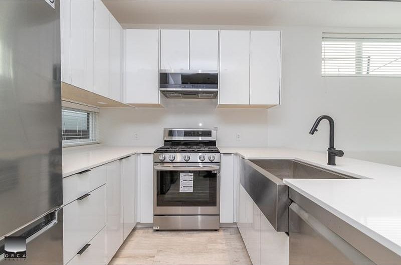 Vancouver House for rent - 2 Bedrooms — photo 6