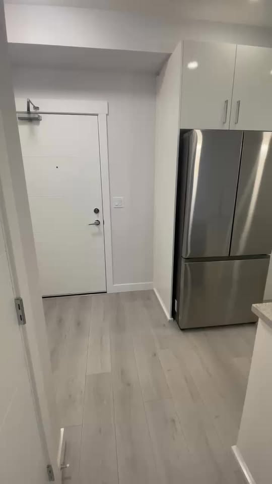 Modern 1 Bed Apartment for Rent in Mission — photo 2