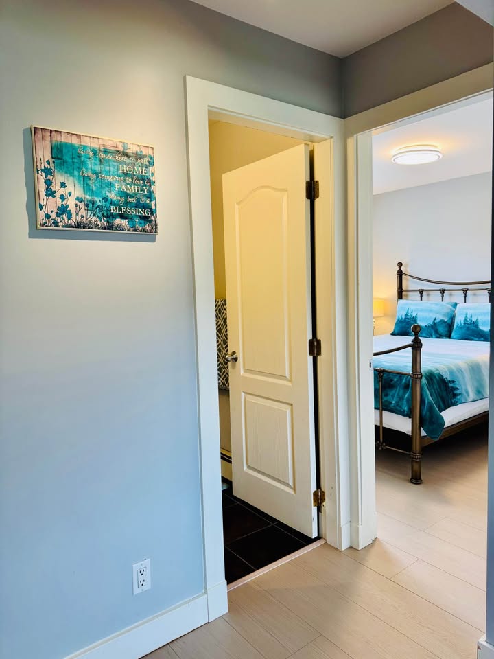 Spacious 2 Bedroom House in Burnaby for Rent — photo 14