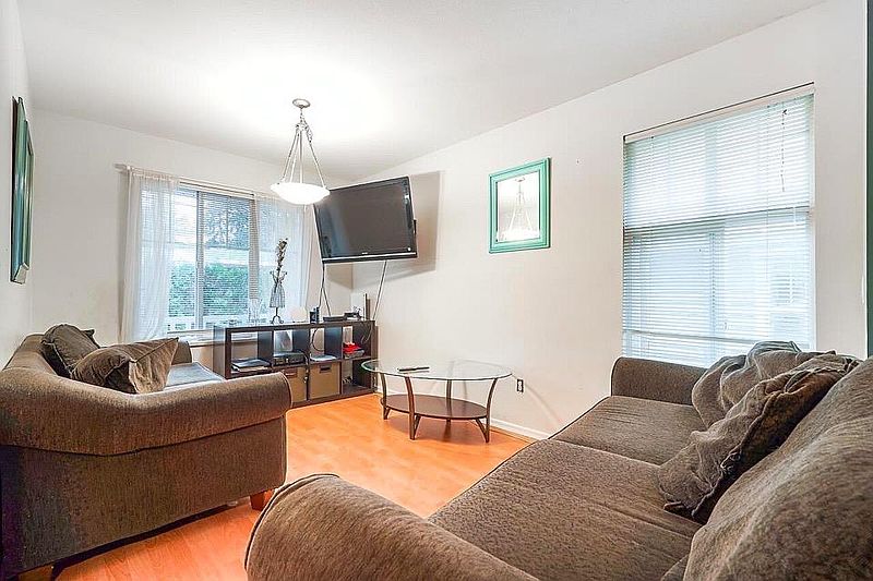 Surrey Townhouse for rent - 5 Bedrooms in Surrey