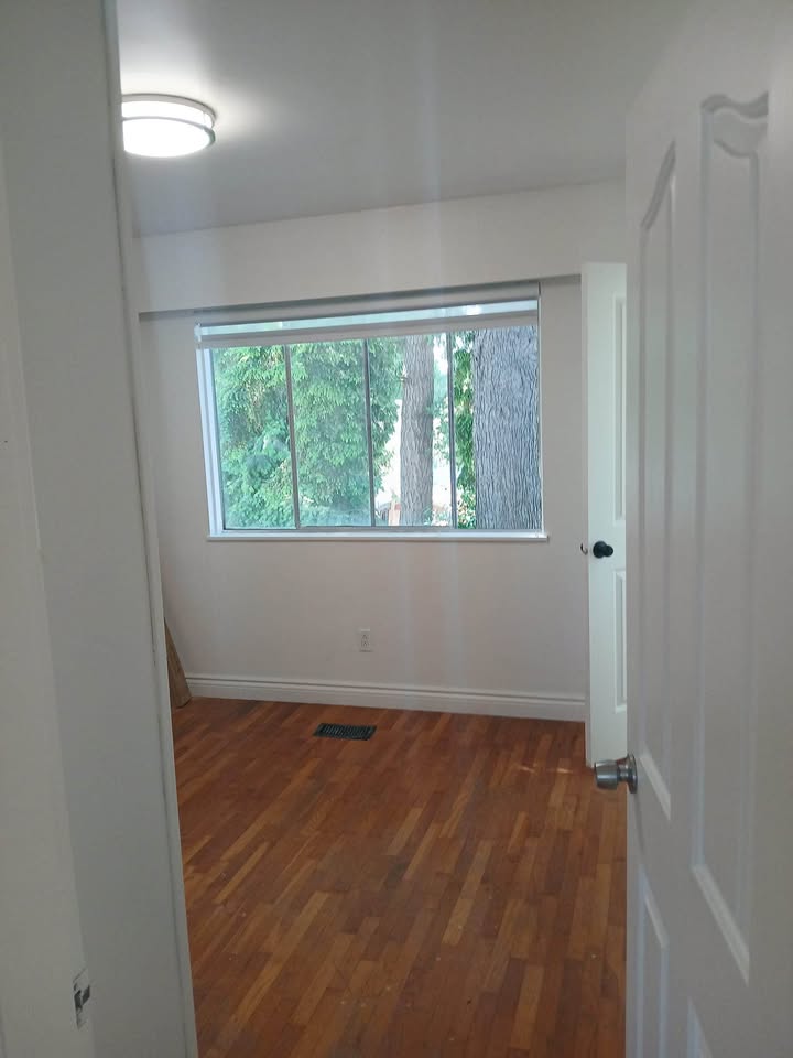 Charming 1 Bed House for Rent in Delta, BC — photo 5