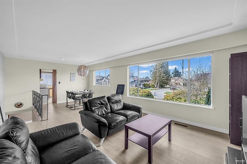 Richmond House for rent - 3 Bedrooms — photo 9
