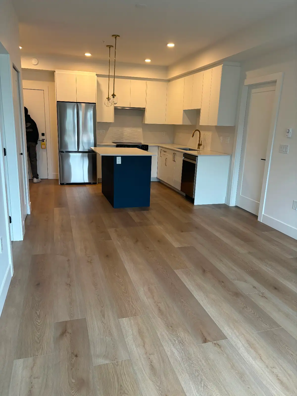 20286 72B Avenue, Langley | Modern 2BR+Den/2BA Condo With Parking in Langley Township — photo 2