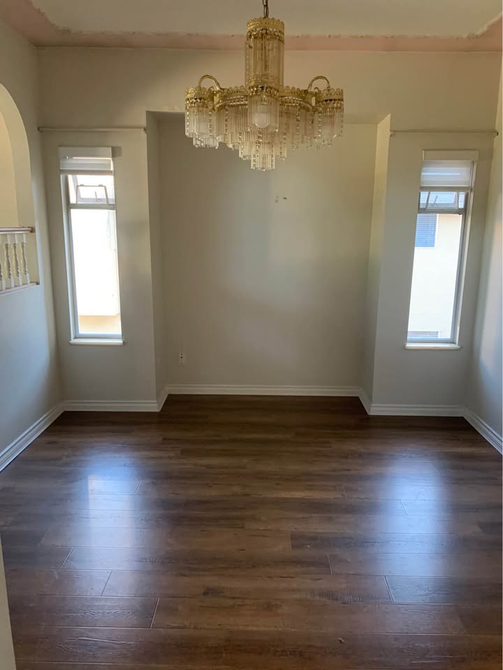 Spacious 4 Bedroom House for Rent in Surrey — photo 16