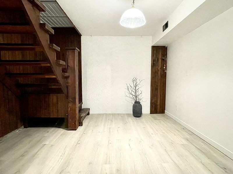 Burnaby Apartment for rent - 3 Bedrooms — photo 10