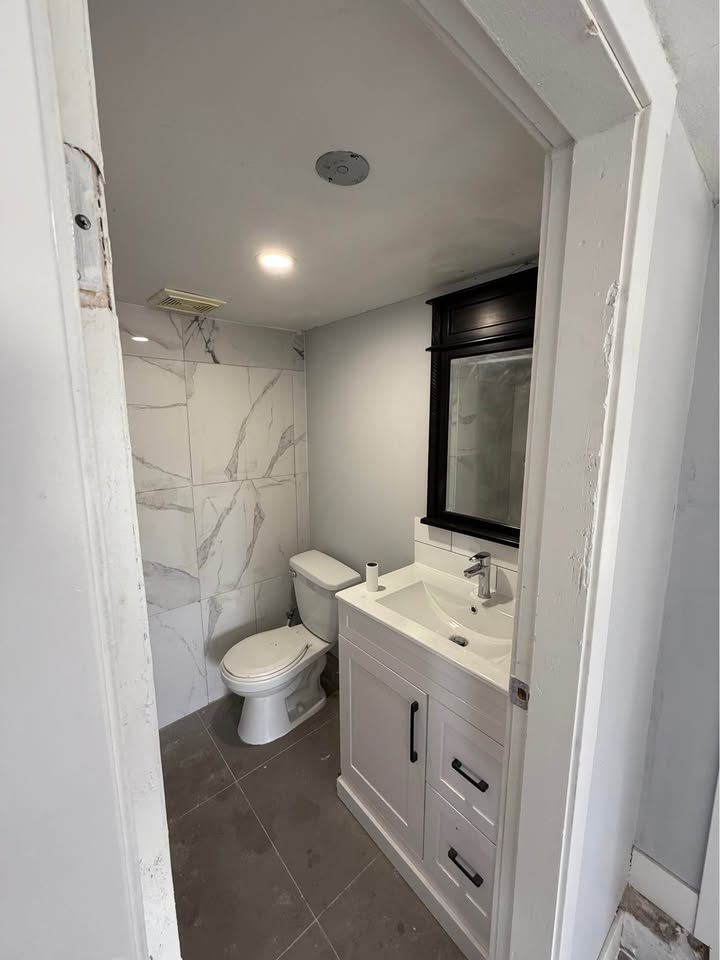 Charming 1 Bed Apartment in Abbotsford — photo 10