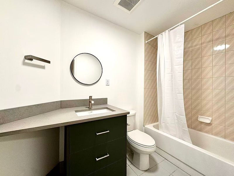 Vancouver House for rent - 3 Bedrooms — photo 10