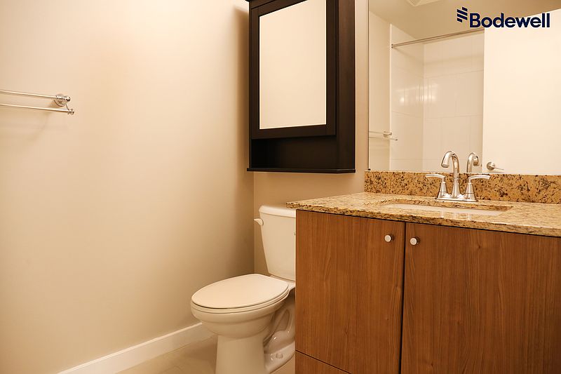 New Westminster Apartment for rent - 2 Bedrooms — photo 15
