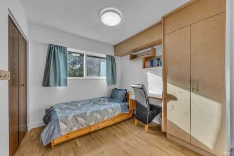 Spacious 4 Bedroom House for Rent in Surrey — photo 11