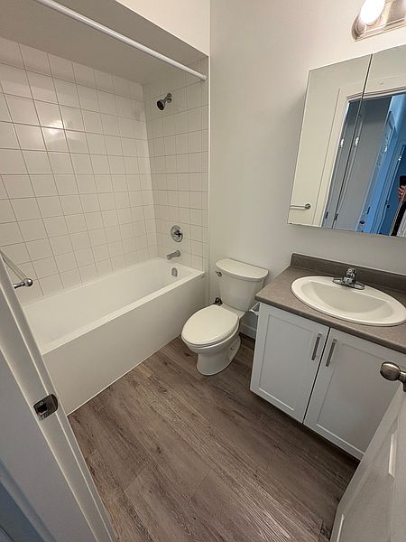 Burnaby Apartment for rent - 3 Bedrooms — photo 7