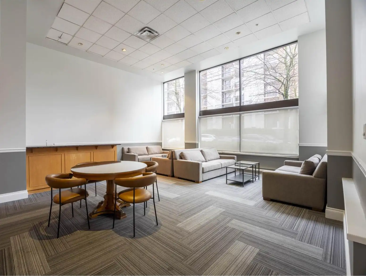 1189 Howe St, Vancouver, BC | 1BD + Den / 1 BA | Downtown Vancouver — photo 4