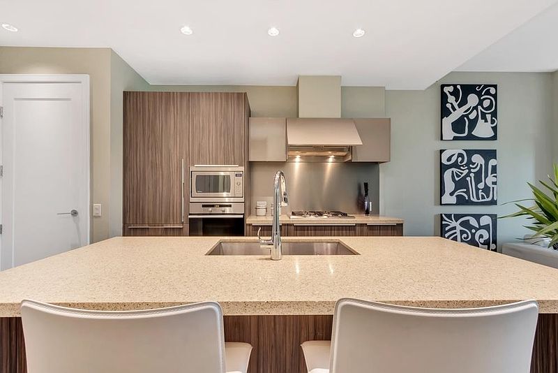 Vancouver Townhouse for rent - 1 Bedroom — photo 9