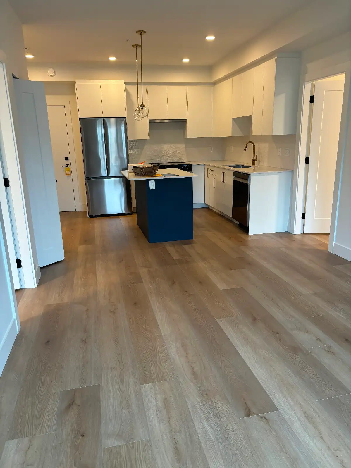 20286 72B Avenue, Langley | Modern 2BR+Den/2BA Condo With Parking in Langley Township — photo 3
