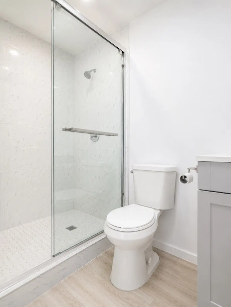 10680 Rochdale Dr, Richmond | Bright Private 2BD/1BA Furnished Garden Suite — photo 5