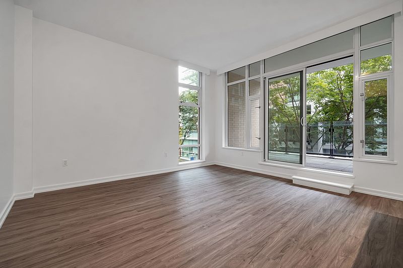 Vancouver Apartment for rent - 2 Bedrooms — photo 2